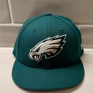 Philadelphia Eagles New Era low profile fitted hat. 7 1/2. Never worn!